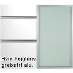 K&oslash;kkenskabe med hvid h&oslash;jglans grebsfri front.