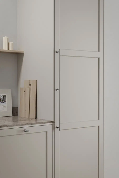 Furnipart - Villa Long - greb i aluminium antik brun CC2x320mm L690mm H34mm